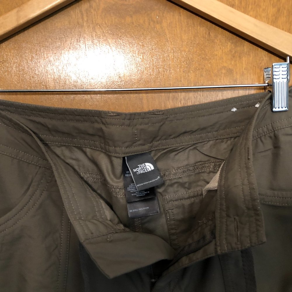 North Face hiking pants, size 8 - Picture 5 of 7
